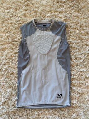 McDavid Hex sleeveless  baseball chest protector youth size large